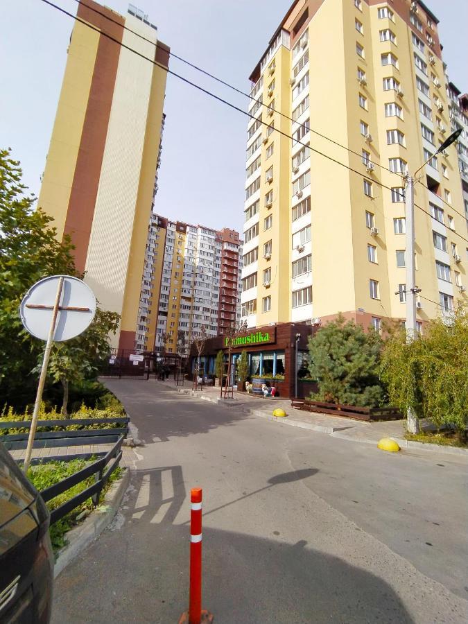 Квартира В Жилом Комплексе Левитана,Массив Радужный Odessa Extérieur photo